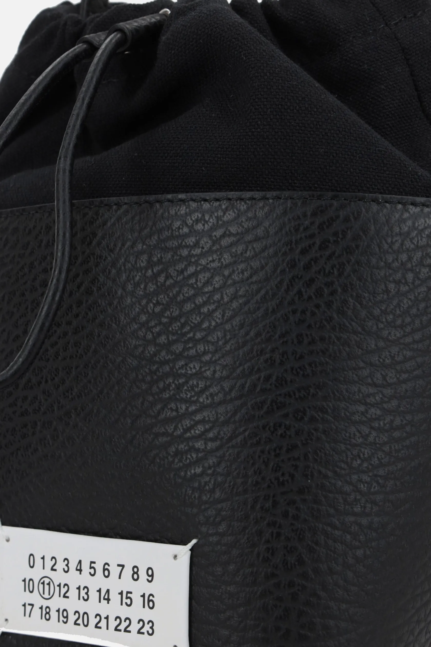 Borse A Mano>MAISON MARGIELA borsa a secchiello 5AC small in pelle martellata Nero