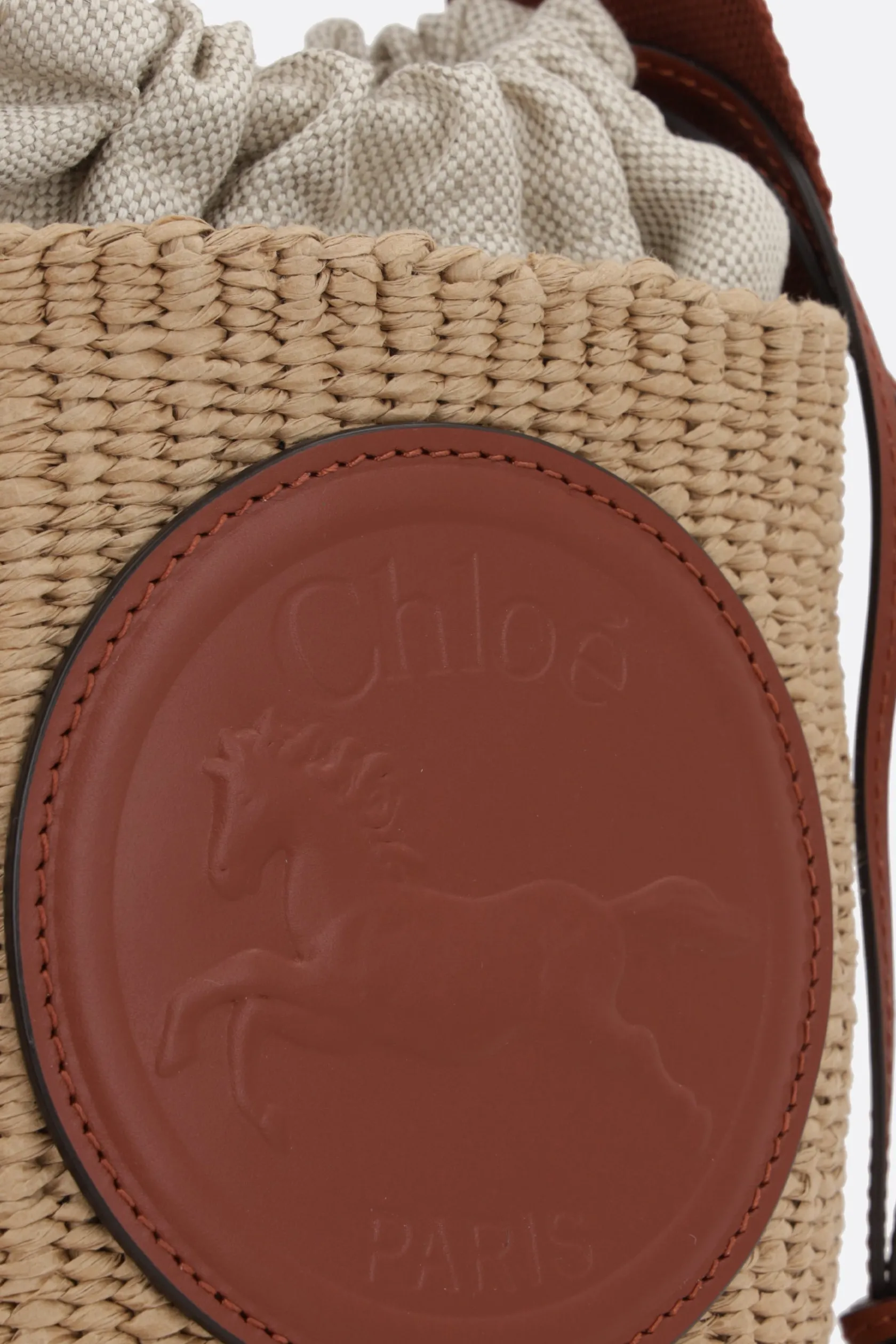 Borse A Mano>CHLOÉ borsa a secchiello Horse Medal small in carta equo-solidale Marrone