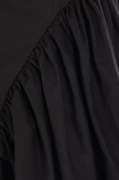 Topwear><noscript><img width=