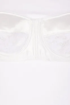 Topwear><noscript><img width=