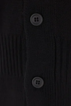 Topwear><noscript><img width=