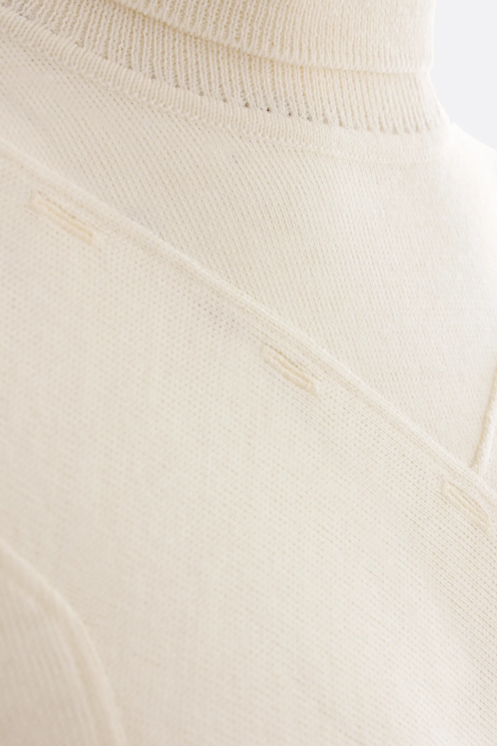 Topwear>MM6 dolcevita destrutturato in misto lana Bianco