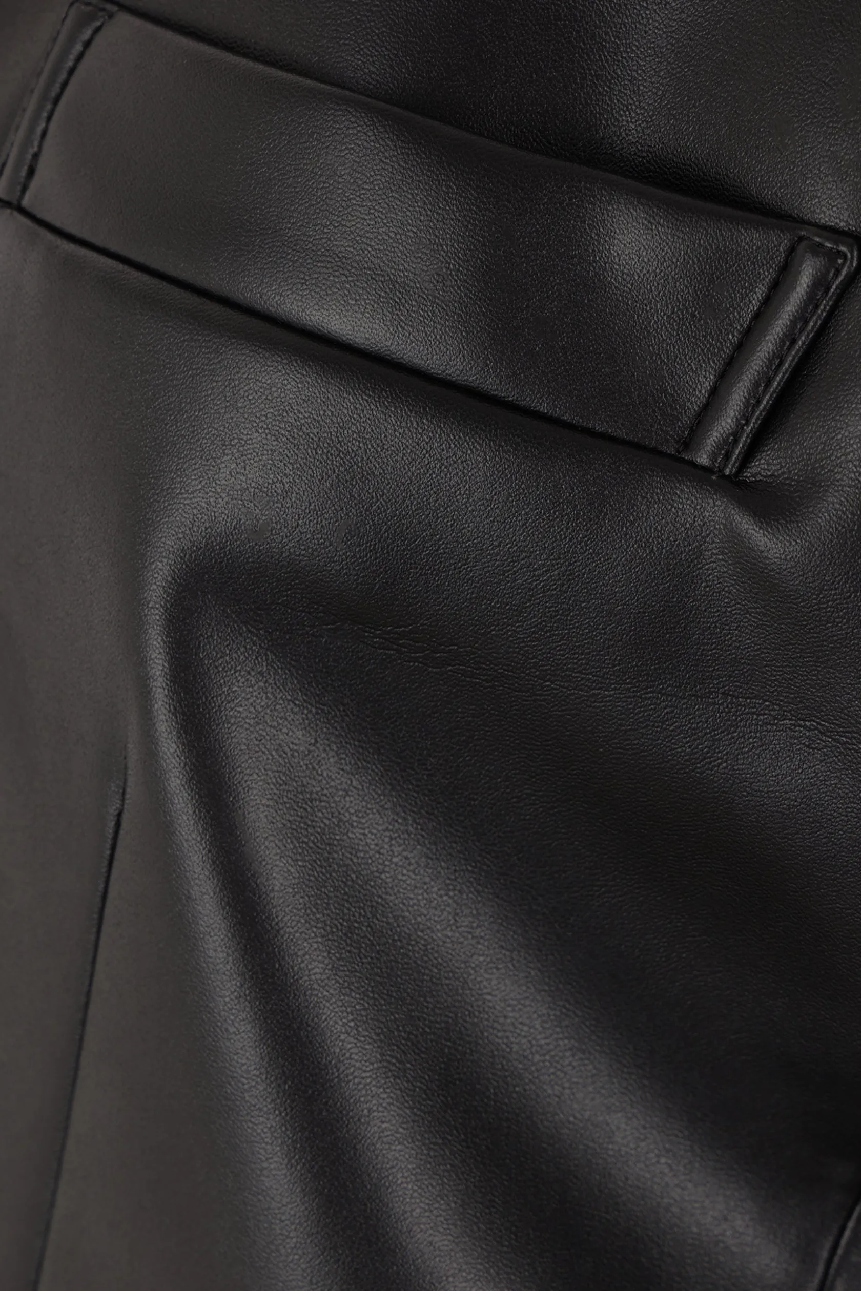 Capispalla>COMME DES GARÇONS giacca asimmetrica in ecopelle Nero