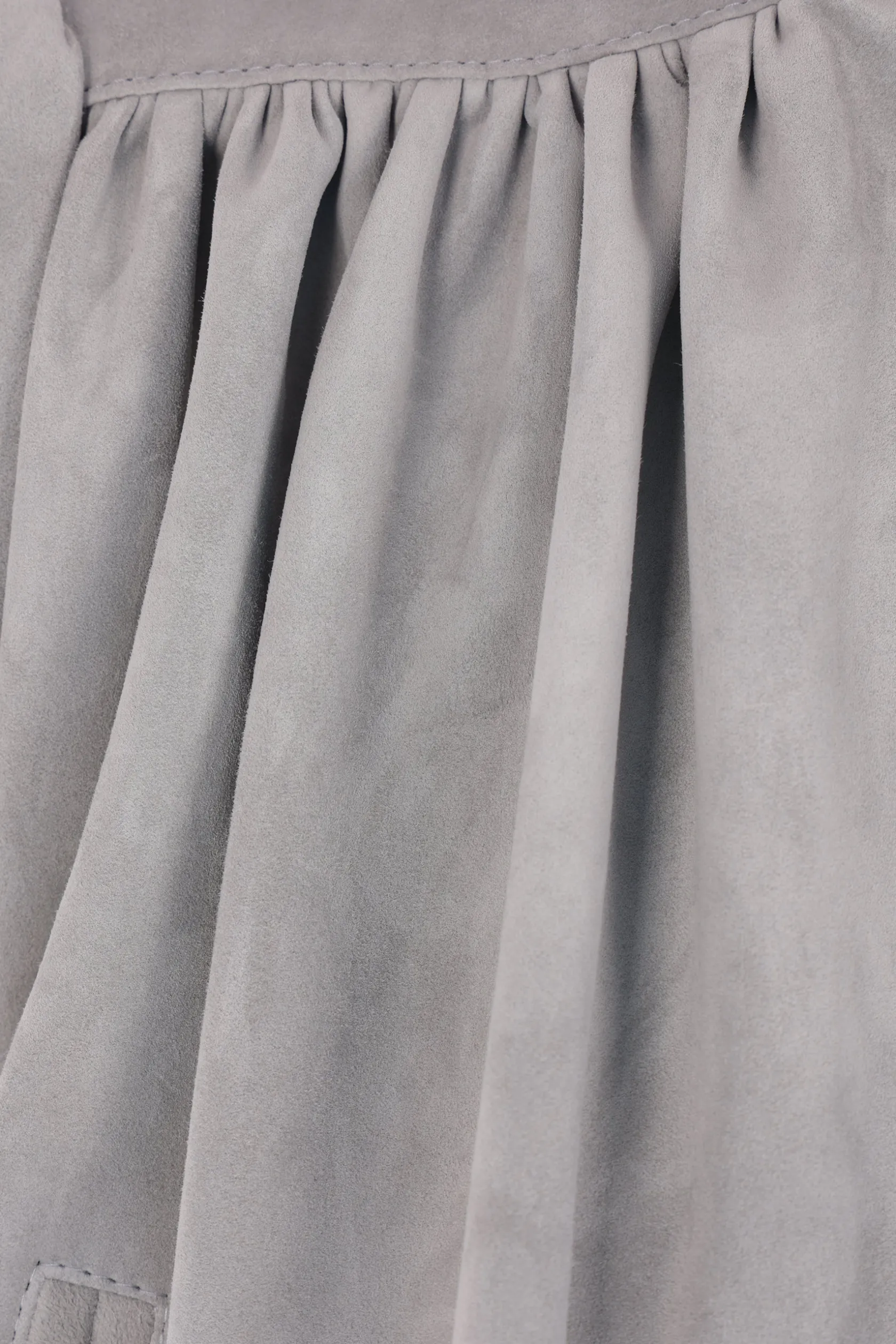 Capispalla>CHLOÉ giubbotto cropped in suede Grigio
