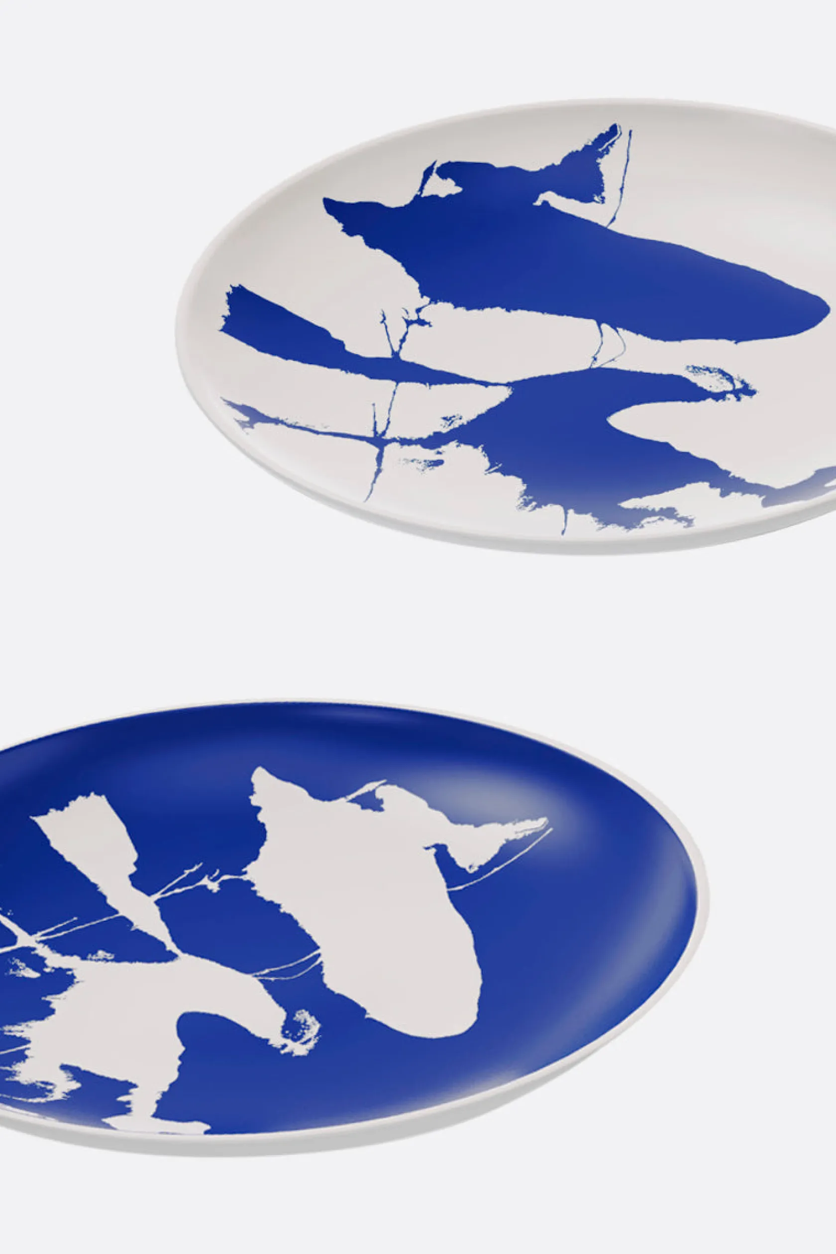 Lifestyle>CASSINA Le monde de Charlotte Perriand: set due piatti piani Neige in porcellana Bianco