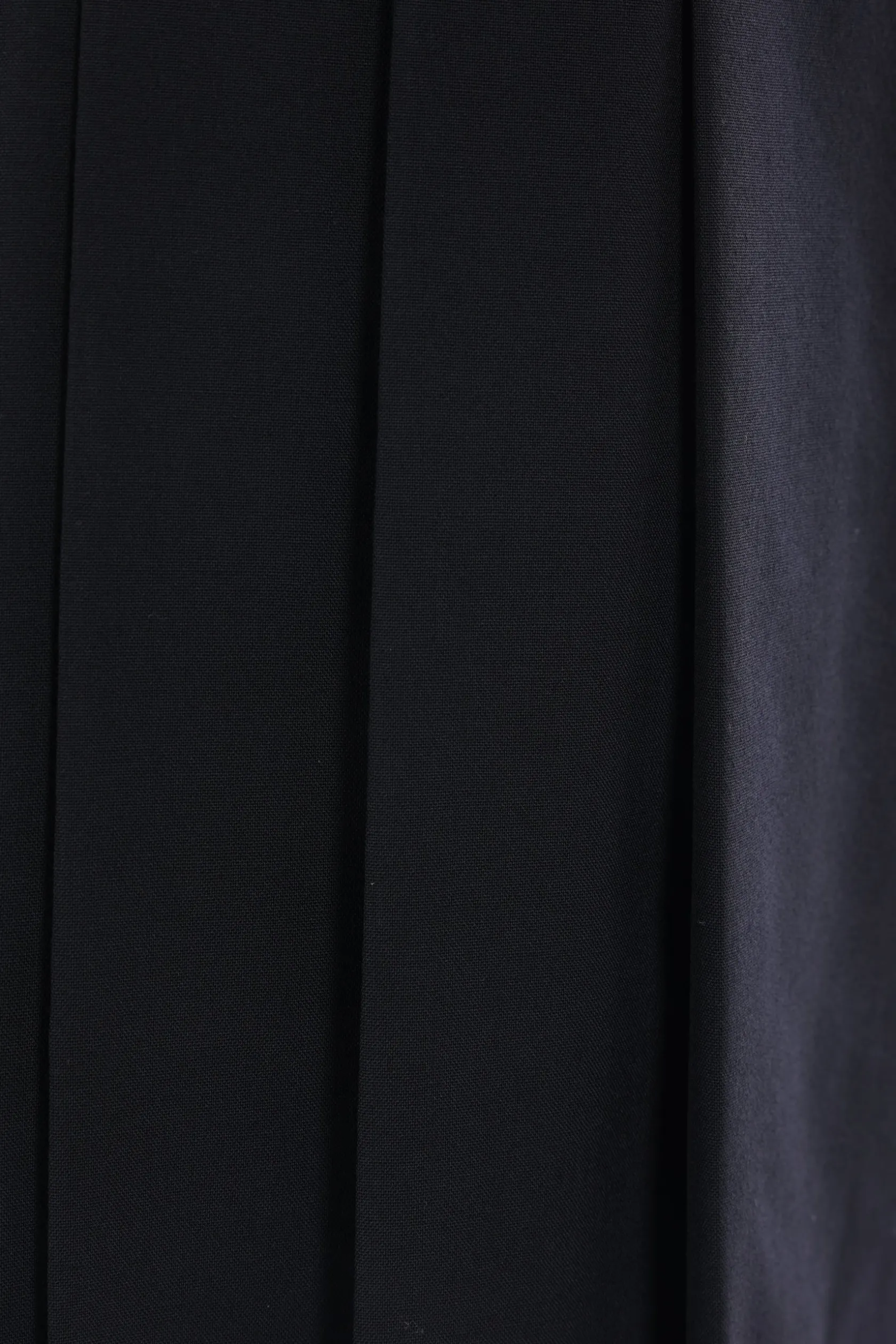 Pantaloni>COMME DES GARÇONS COMME des GARÇONS pantalone crop in lana leggera plissé Nero