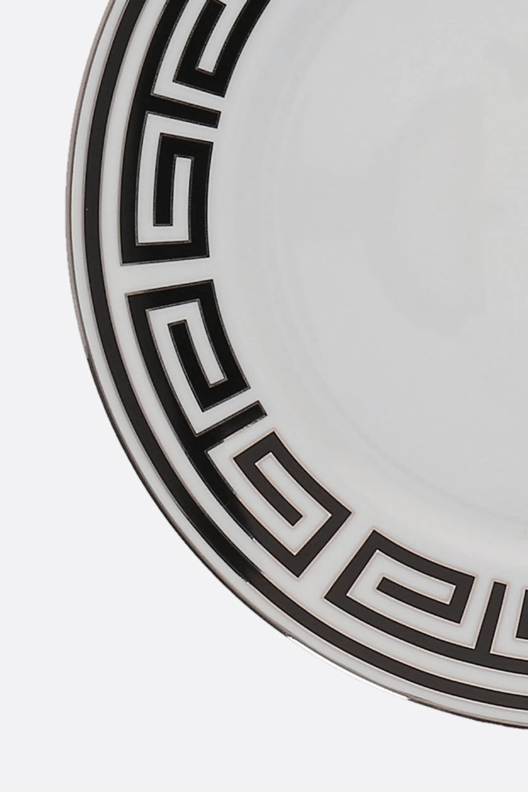 Lifestyle>GINORI 1735 piatto piano Labirinto in porcellana Nero