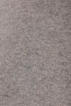 Topwear><noscript><img width=