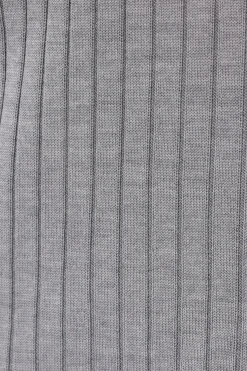 Topwear><noscript><img width=