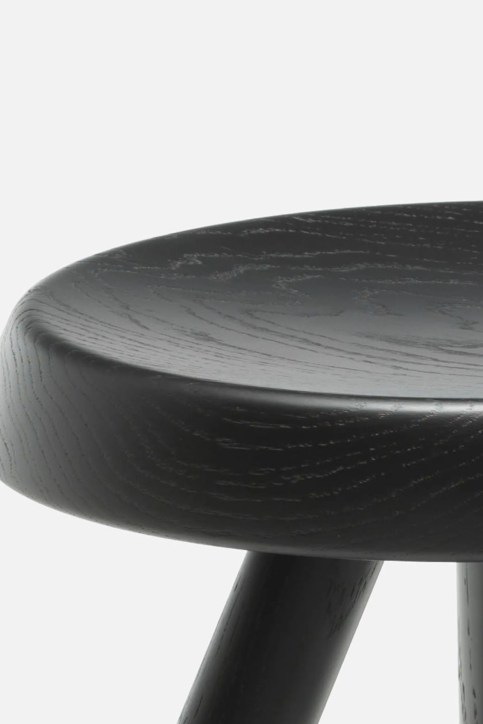Lifestyle>CASSINA sgabello Tabouret Berger in massello di rovere laccato Nero