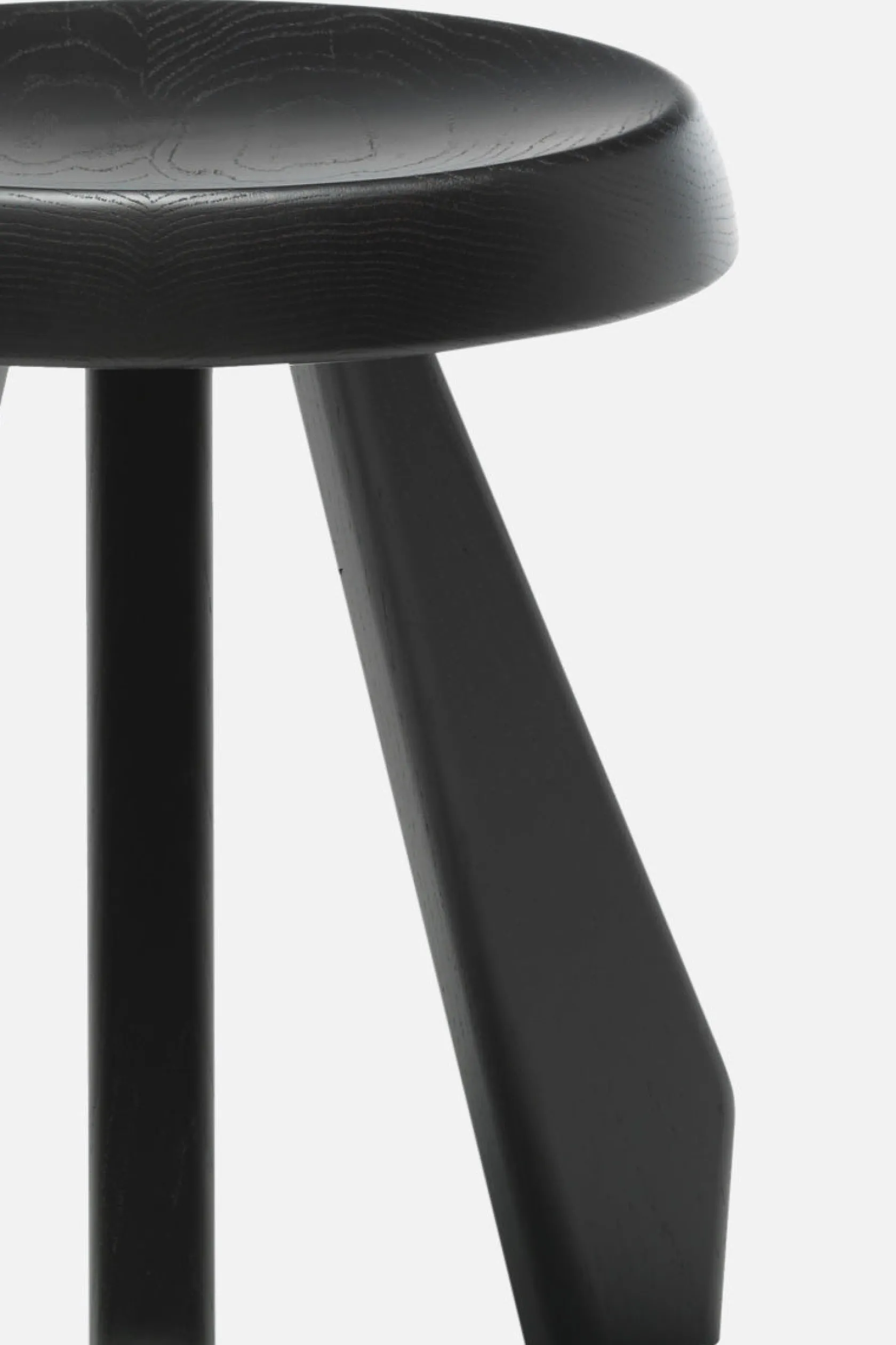 Lifestyle>CASSINA sgabello Tabouret Méribel in massello di rovere laccato Nero