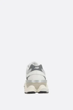 Sneakers><noscript><img width=