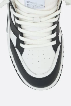 Sneakers><noscript><img width=