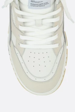 Sneakers><noscript><img width=
