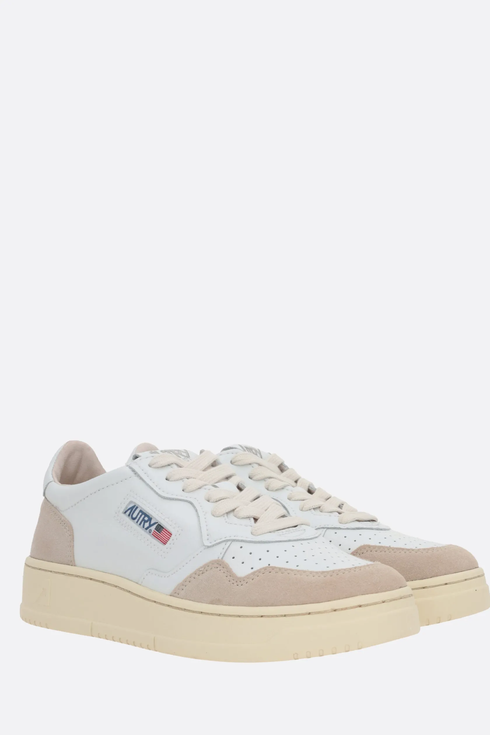 Sneakers>AUTRY sneaker Medalist in pelle liscia e suede Bianco