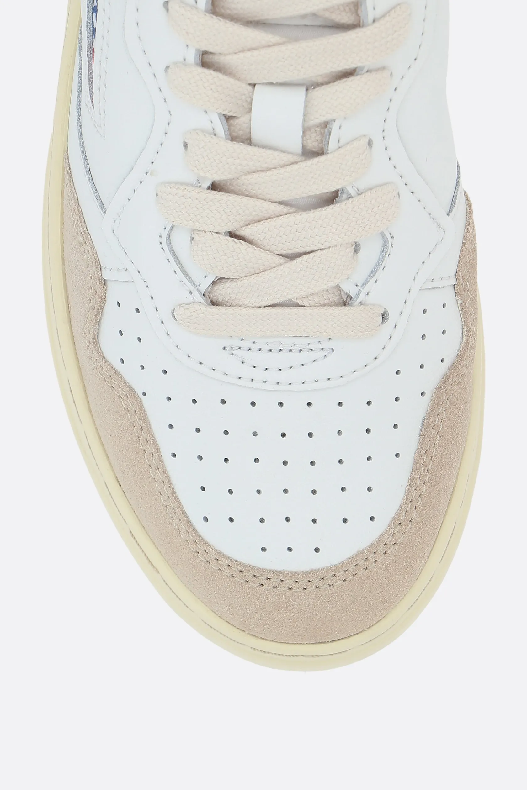 Sneakers>AUTRY sneaker Medalist in pelle liscia e suede Bianco
