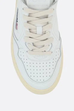 Sneakers><noscript><img width=