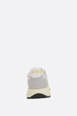 Sneakers><noscript><img width=