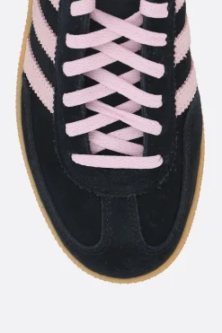 Sneakers><noscript><img width=