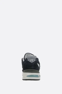 Sneakers><noscript><img width=