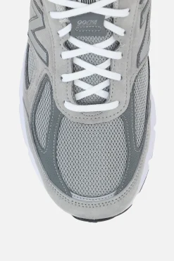 Sneakers><noscript><img width=