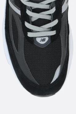 Sneakers><noscript><img width=