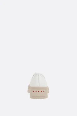 Sneakers><noscript><img width=