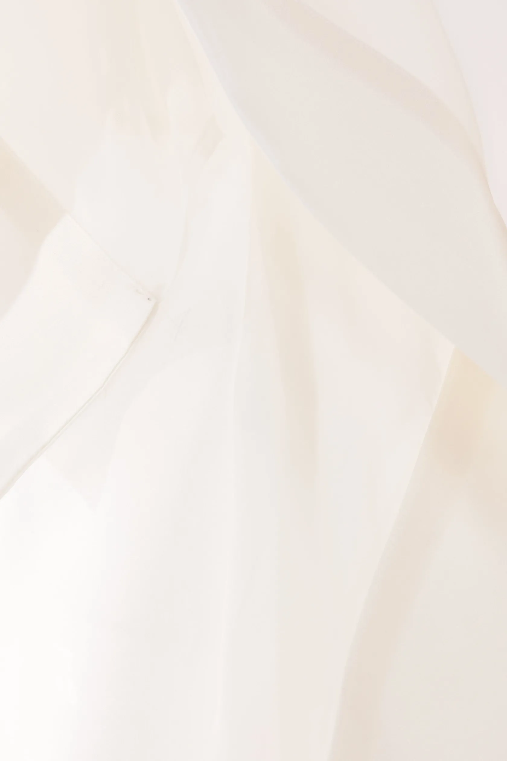 Topwear>SACAI top smanicato in raso e chiffon Bianco