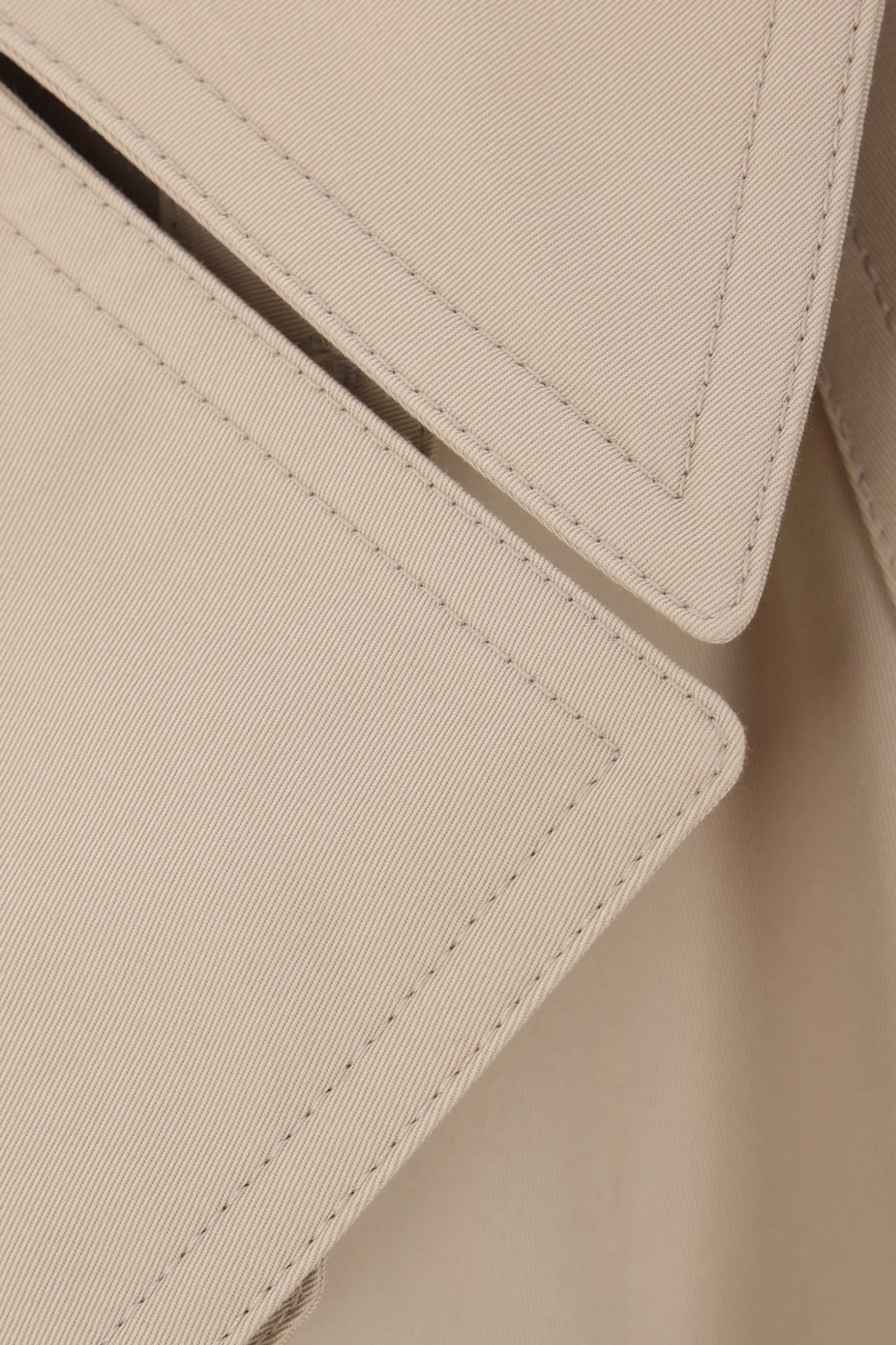 Capispalla>BALENCIAGA trench oversize in twill con cintura Neutro