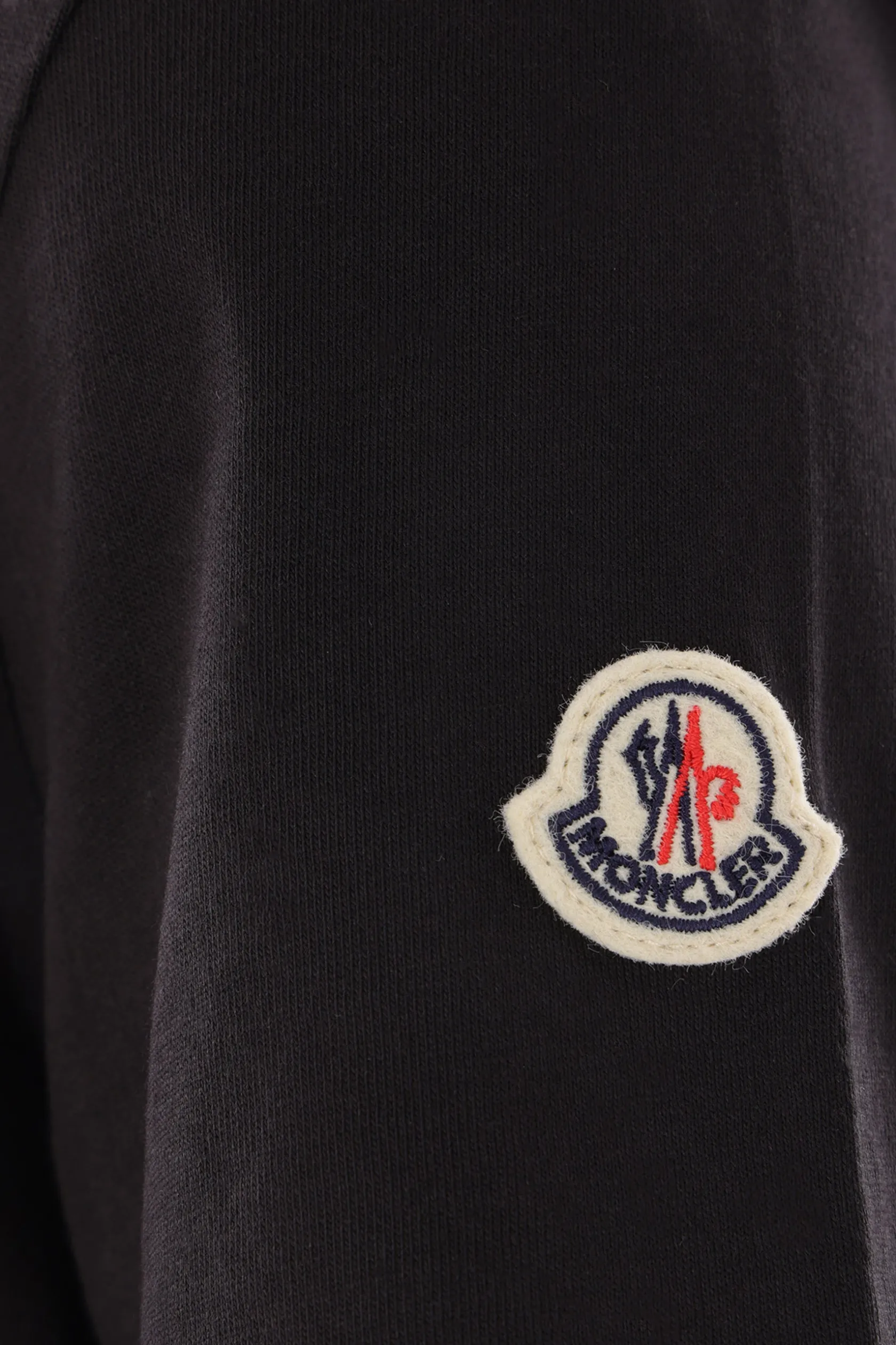 Topwear>MONCLER t-shirt in cotone ricamo logo Nero