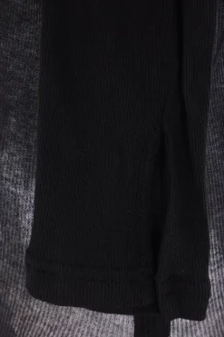 Topwear><noscript><img width=